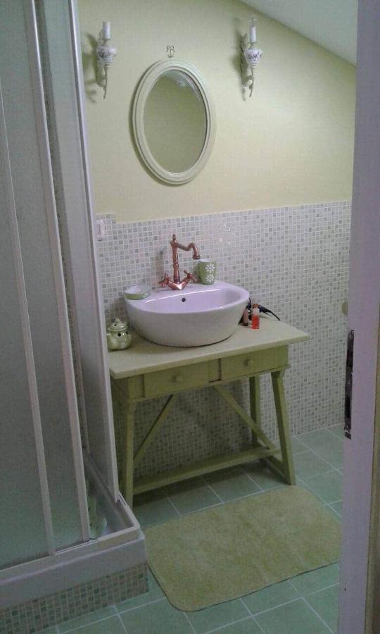 La Casa Di Milady Bed & Breakfast เจนซาโน ดิ โรมา ภายนอก รูปภาพ