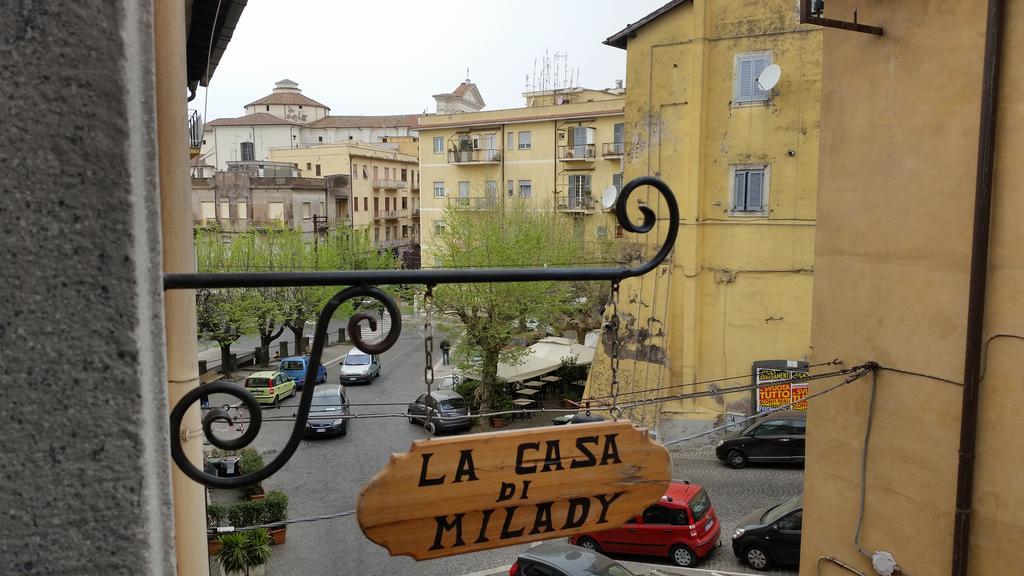 La Casa Di Milady Bed & Breakfast เจนซาโน ดิ โรมา ภายนอก รูปภาพ